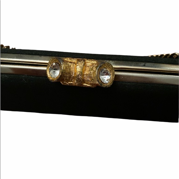 Vintage Beaded Black Handbag w/ Gold Chain & Rhinestone Beaded Clasp - Picture 4 of 10